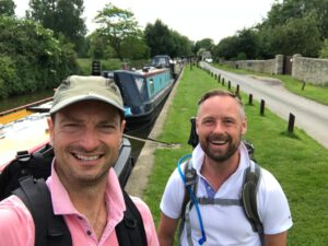 Jos Maassen en François Walgering tijdens een hike rondom Oxford. 